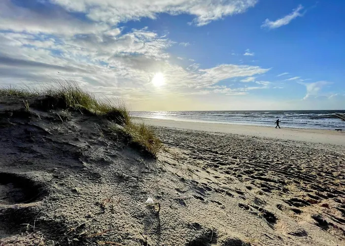 8 Person In Blavand-by Traum *